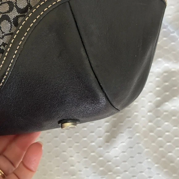 Coach Vintage Signature Series SoHo Satchel - Picture 8 of 16